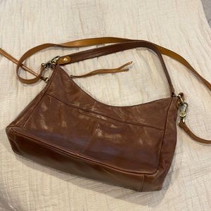 Hobo Delilah shoulder bag